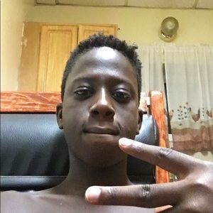 Meet your Posher, Gibril